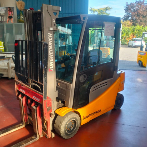 Jungheinrich EFG 320