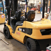 Caterpillar DP30N - 2