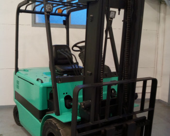 Carrelli frontali elettrici Cat Lift Truck EP35K Cat Lift Truck EP35K Cat Lift Truck