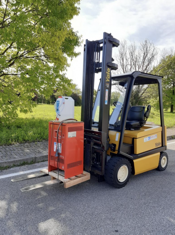 SERIE ADESIVI PER CARRELLI ELEVATORI MARCHIO YALE – Manitech SERIE ADESIVI PER CARRELLI ELEVATORI MARCHIO YALE – Manitech