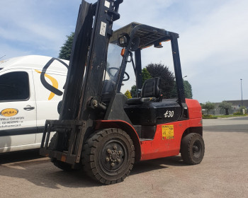 Komatsu FD30T Komatsu