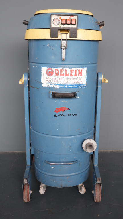 Aspiratore industriale Delfin DM 3 Pneumatico - Cod. PASI-3 - Macchina  pulizia usata