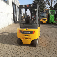 Jungheinrich EFG-320 - 2