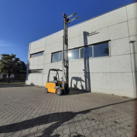 Jungheinrich EFG-425K - 1