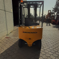 Jungheinrich V-30 - 4