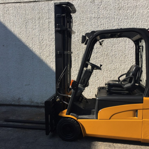 Cat Lift Truck EP20NT