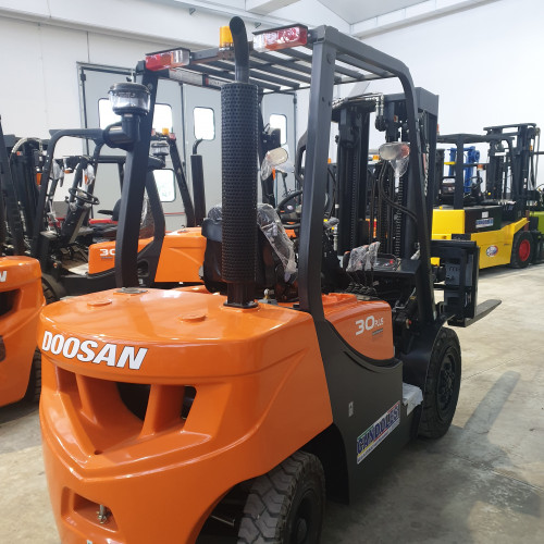Doosan D30GP