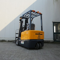 UN Forklift FBT18 AZ2 - 2