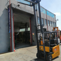 Jungheinrich EFG 215 - 3