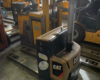 Caterpillar NPP16N2 Caterpillar