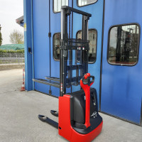 Linde L12 - 1