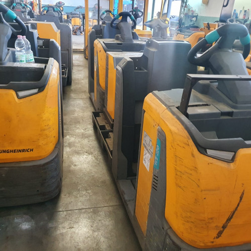 Jungheinrich ECE220