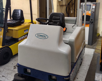 TENNANT 6200 E Tennant