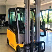 Jungheinrich EFG 320 - 1
