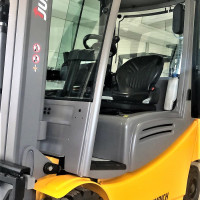 Jungheinrich EFG 320 - 3