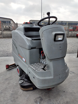 Comac Tripla 75