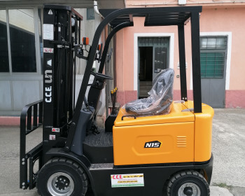 UN Forklift FB15 UN Forklift