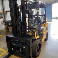 Caterpillar DP30N - 2