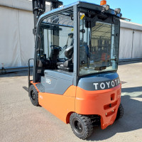 Toyota 8FBMT30 - 2