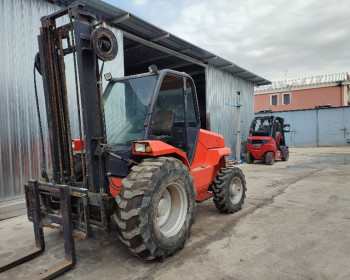 Manitou M25.4 4X4 Manitou