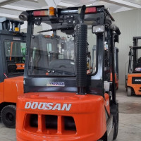 Doosan D25G - 1