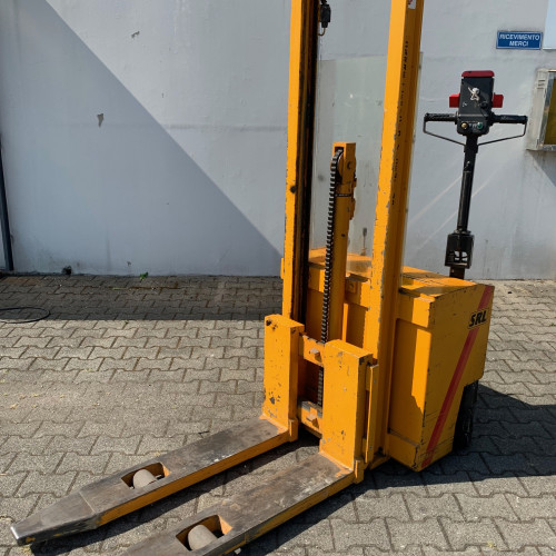 Carrellificio Vicentino SRL 12/16