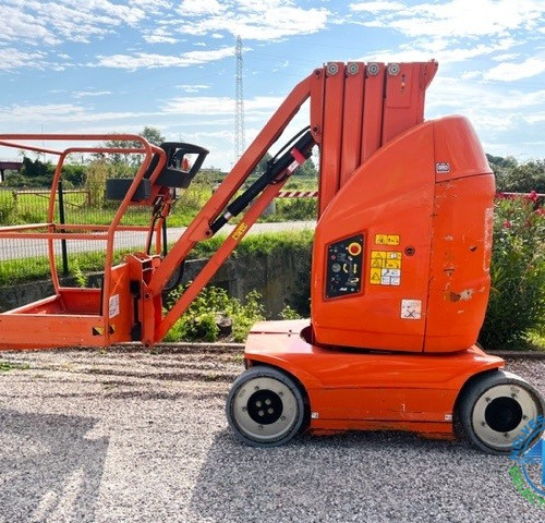 JLG Toucan10E