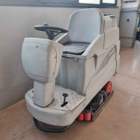 Comac Tripla 65 - 1