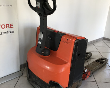 Toyota LWE 200 Toyota
