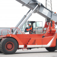 Reachstacker CVS F198H - 4