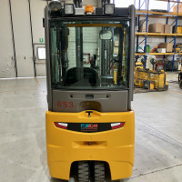Jungheinrich EFG 215 - 2
