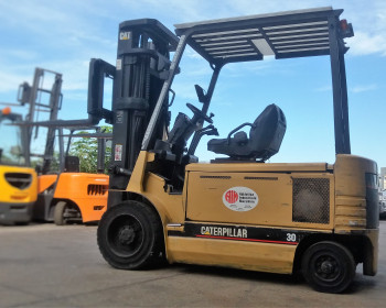 Cat Lift Truck EP 30 Cat Lift Truck