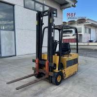 Caterpillar F35 - 1