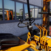 Komatsu FB15 - 4