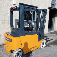 Jungheinrich EFG 320 - 2