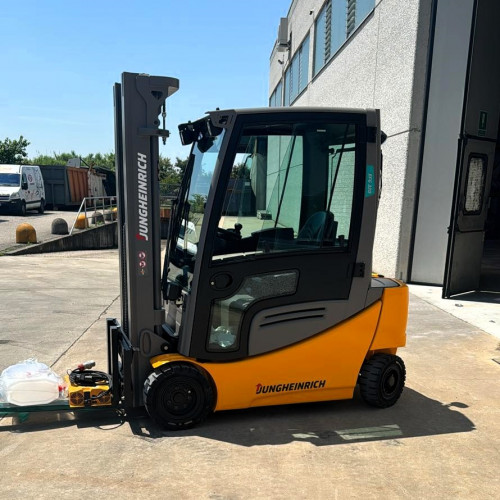 Jungheinrich EFG 320