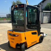 Jungheinrich EFG 320 - 2