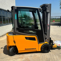 Jungheinrich EFG 320 - 3