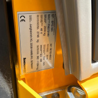 Jungheinrich EFG 320 - 8