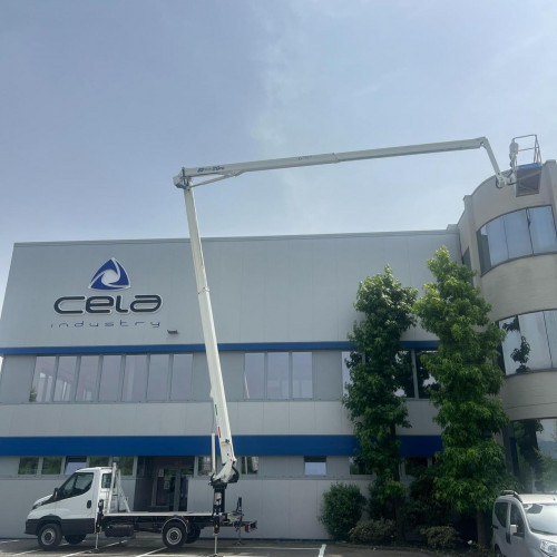 Cela DT Truck 28FE