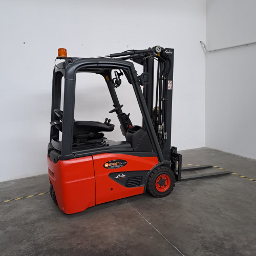 Linde E15-02