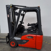 Linde E15-02 - 1