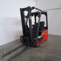 Linde E15-02 - 2