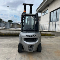 Nissan DX25 - 2