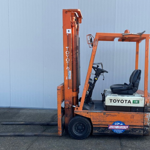 Toyota 2FB13