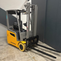 Jungheinrich EFG 215 SP 330ZT - 2