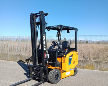 Hyundai 20BE-X Hyundai
