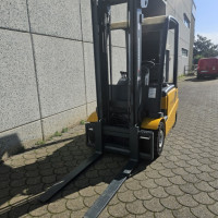 Jungheinrich EFG VAC25 - 2