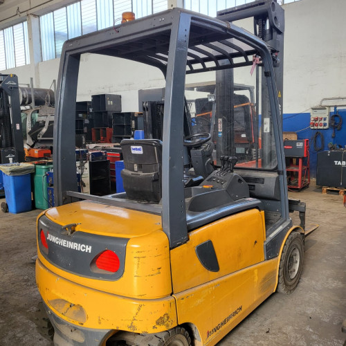 Jungheinrich EFG VAC 30 