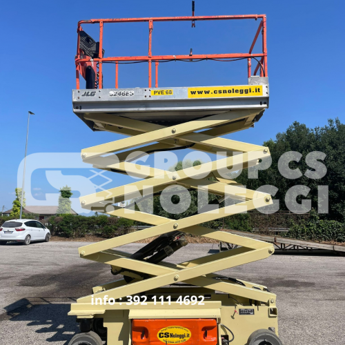JLG 3246 ES